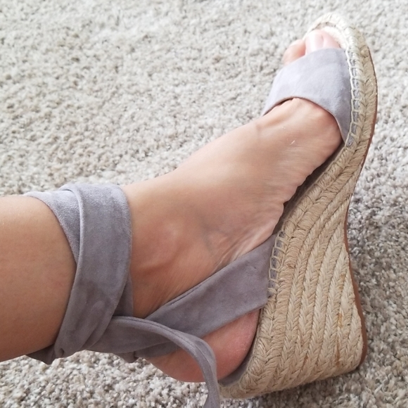 Splendid Grey Espadrilles Wedge Sandals - Picture 2 of 5